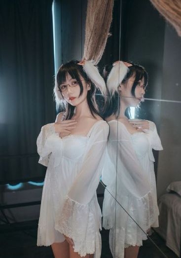 国产在线拍精品热_迅雷下载电影
