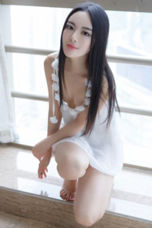 欧美人物装饰画黑白_蓝光电影在线看