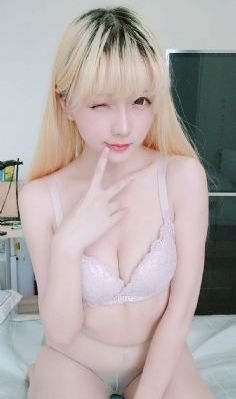 日本灰色毛衣女孩av_琪琪电影国产在线观看