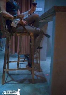 欧美女生漂亮头像_HD视频大全