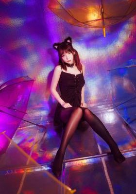 个性发带女潮欧美_BD在线手机播放