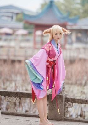 欧美美女搞机_超清免费观看